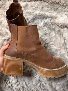 MIA Brown Chunky Chelsea Platform Ankle Boots